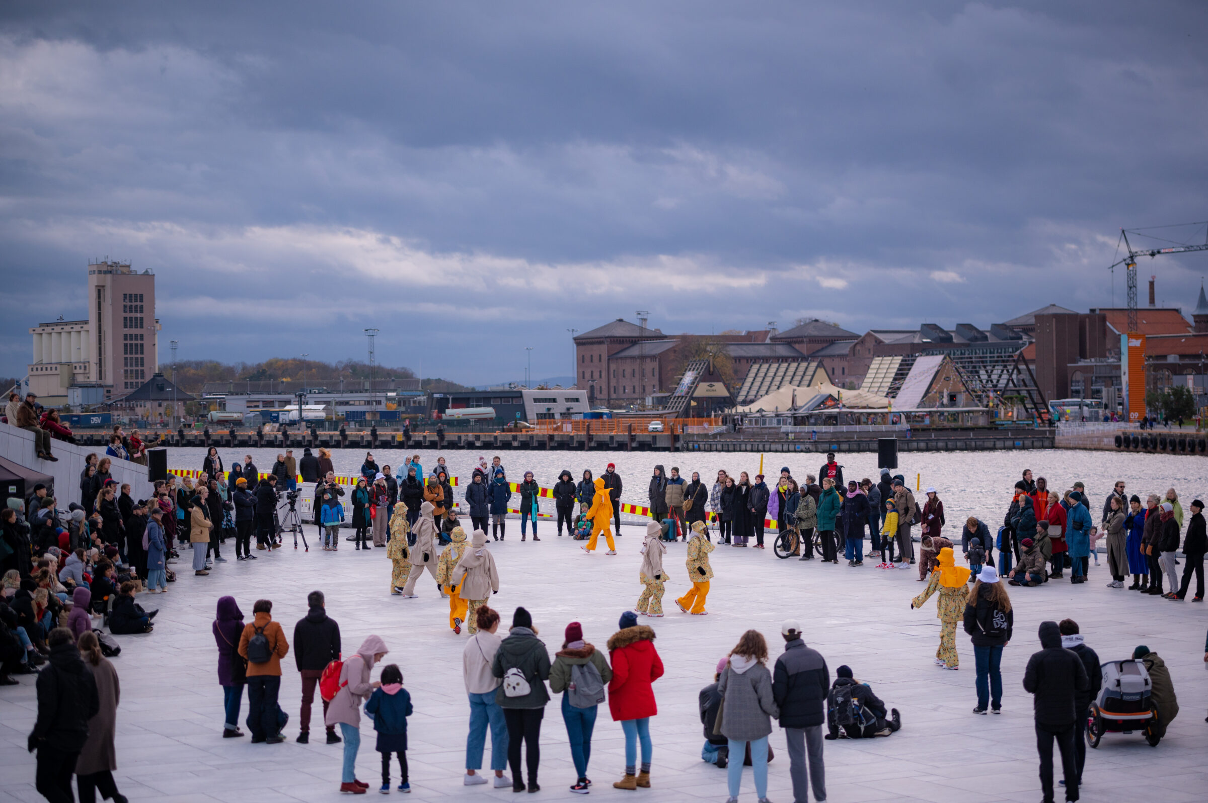 HORDE av Ingri Midgard Fiksdal and Solveig Styve Holte under CODA-festivalen 2021. Foto: Lars Opstad.