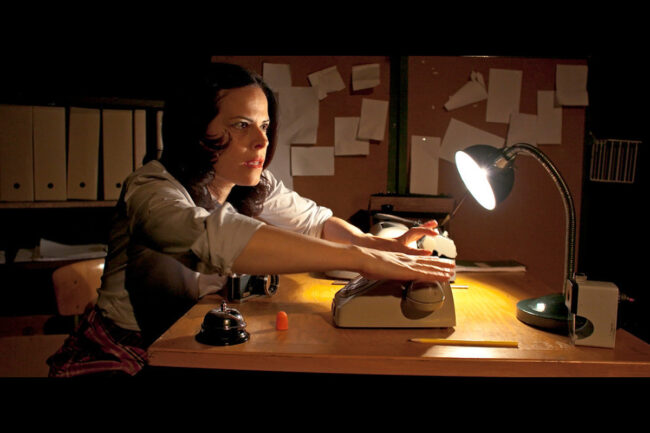 Illustrasjonsbildet hentet fra JSKs forestilling THE BORDER – Foto: Knut Bry. På bildet: Sigrid Edvardsson.